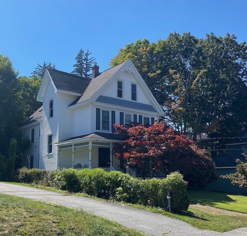 75 Warren St, Marlborough, Massachusetts, 6 Bedrooms Bedrooms, 13 Rooms Rooms,3 BathroomsBathrooms,Residential Income,For Sale,Warren St,73435137