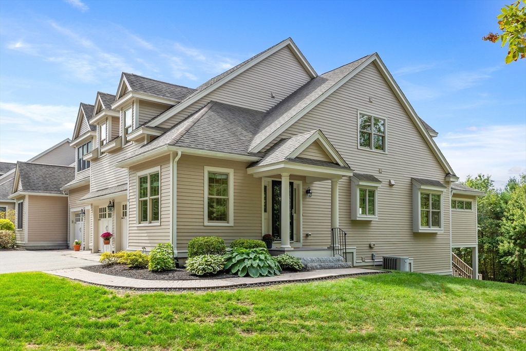 57 Sunset Ridge Ln, Bolton, Massachusetts, 2 Bedrooms Bedrooms, 9 Rooms Rooms,3.5 BathroomsBathrooms,Residential,For Sale,Sunset Ridge Ln,73435023