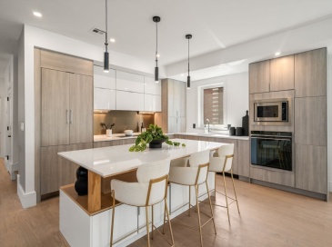 33 Evergreen St, Boston, Massachusetts, 3 Bedrooms Bedrooms, 7 Rooms Rooms,3 BathroomsBathrooms,Residential,For Sale,Evergreen St,73331153