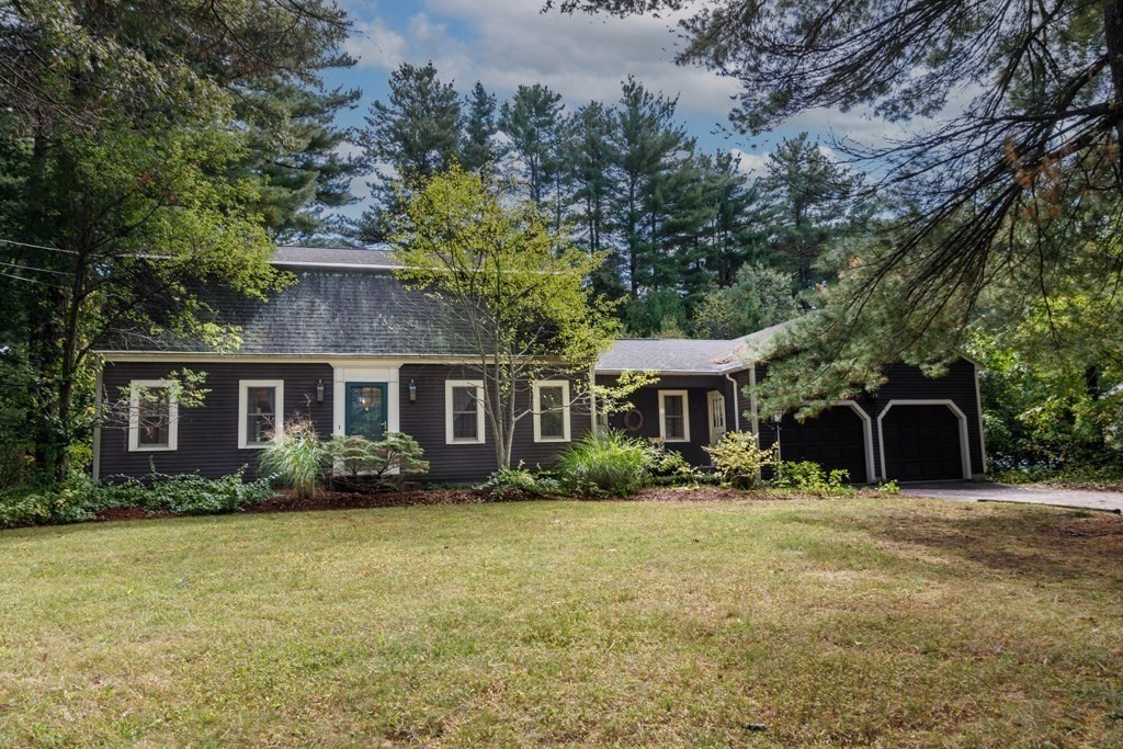 526 South Meadow Road, Lancaster, Massachusetts, 3 Bedrooms Bedrooms, 7 Rooms Rooms,2.5 BathroomsBathrooms,Residential,For Sale,South Meadow Road,73427583