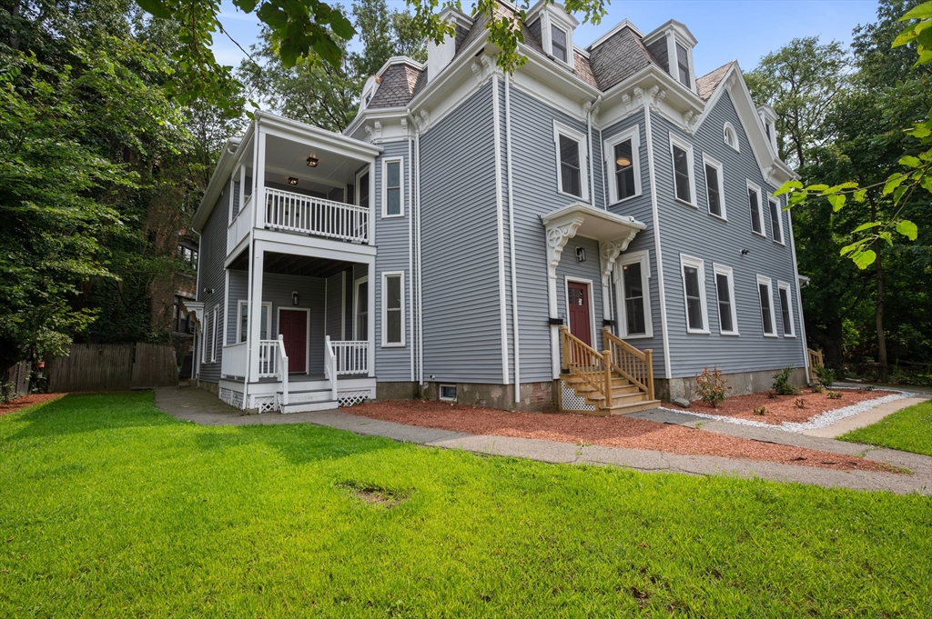 238 Norfolk St, Boston, Massachusetts, 8 Bedrooms Bedrooms, 18 Rooms Rooms,5 BathroomsBathrooms,Residential Income,For Sale,Norfolk St,73415490