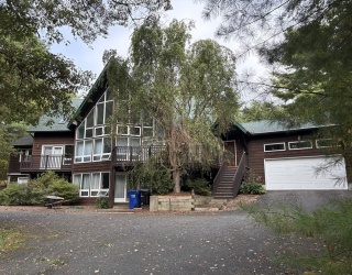 21 Plaza Ave, Belchertown, Massachusetts, 4 Bedrooms Bedrooms, 11 Rooms Rooms,3.5 BathroomsBathrooms,Residential,For Sale,Plaza Ave,73434999