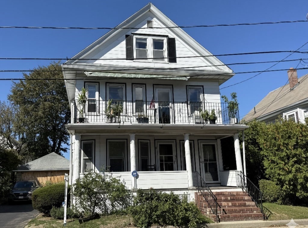 40 Oxford Street, Arlington, Massachusetts, 2 Bedrooms Bedrooms, 5 Rooms Rooms,1 BathroomBathrooms,Residential Lease,For Rent,Oxford Street,73442509