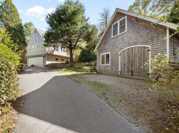 71 Oyster Pond, Falmouth, Massachusetts, 2 Bedrooms Bedrooms, 5 Rooms Rooms,2 BathroomsBathrooms,Residential,For Sale,Oyster Pond,73379326 71 Oyster Pond, Falmouth, Massachusetts, 2 Bedrooms Bedrooms, 5 Rooms Rooms,2 BathroomsBathrooms,Residential,For Sale,Oyster Pond,73379326