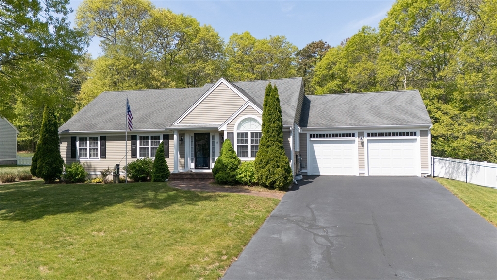 12 Sheffield Pl, Mashpee, Massachusetts, 3 Bedrooms Bedrooms, 6 Rooms Rooms,3 BathroomsBathrooms,Residential,For Sale,Sheffield Pl,73378662