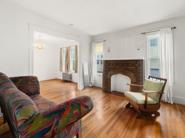 35 Estabrook, Quincy, Massachusetts, 4 Bedrooms Bedrooms, 11 Rooms Rooms,1 BathroomBathrooms,Residential Income,For Sale,Estabrook,73436219