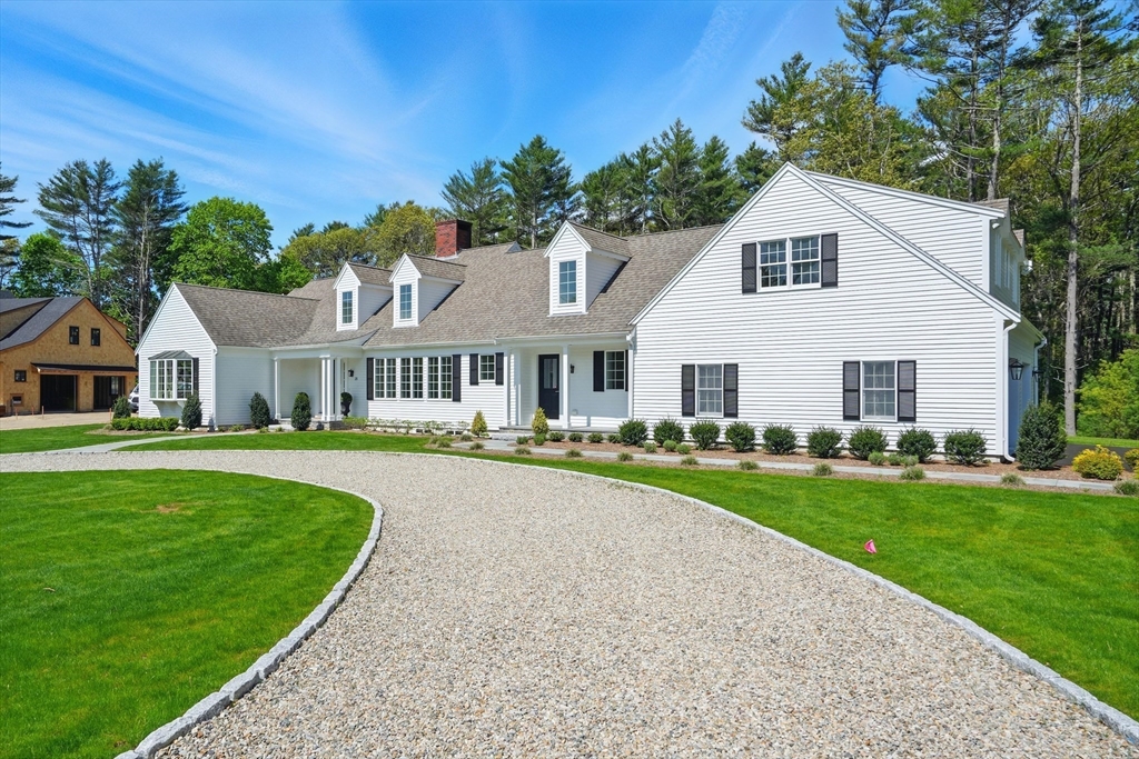 25 Hawthorn Hill, Duxbury, Massachusetts, 5 Bedrooms Bedrooms, 12 Rooms Rooms,5 BathroomsBathrooms,Residential,For Sale,Hawthorn Hill,73342981