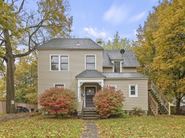 31 Henry Ave, Pittsfield, Massachusetts, 4 Bedrooms Bedrooms, 13 Rooms Rooms,3.5 BathroomsBathrooms,Residential Income,For Sale,Henry Ave,73320174