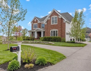 2 Curtis Farm Rd, Norwell, Massachusetts, 4 Bedrooms Bedrooms, 16 Rooms Rooms,4.5 BathroomsBathrooms,Residential,For Sale,Curtis Farm Rd,73424057