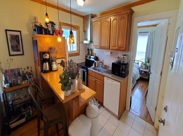 23 Andrew St, Cambridge, Massachusetts, 2 Bedrooms Bedrooms, 4 Rooms Rooms,1 BathroomBathrooms,Residential Lease,For Rent,Andrew St,73364915 23 Andrew St, Cambridge, Massachusetts, 2 Bedrooms Bedrooms, 4 Rooms Rooms,1 BathroomBathrooms,Residential Lease,For Rent,Andrew St,73364915