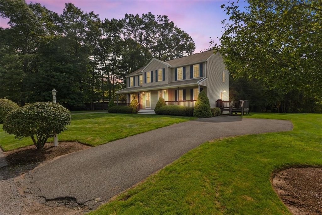 10 Leilo Drive, Middleboro, Massachusetts, 3 Bedrooms Bedrooms, 5 Rooms Rooms,1.5 BathroomsBathrooms,Residential,For Sale,Leilo Drive,73437713