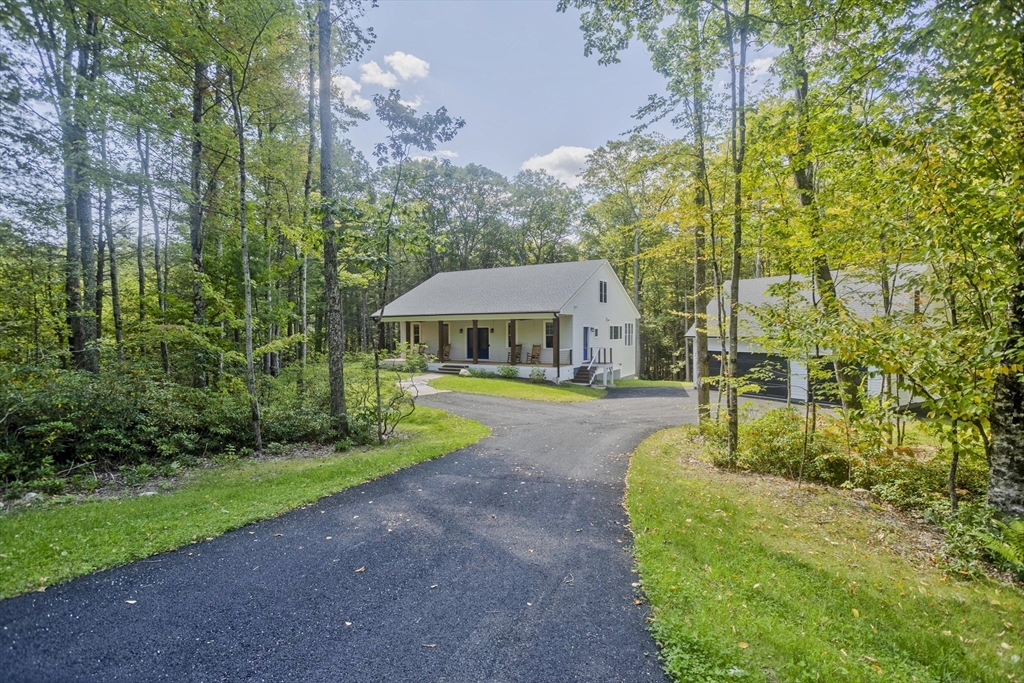 150 Northwest Road, Westhampton, Massachusetts, 3 Bedrooms Bedrooms, 9 Rooms Rooms,4.5 BathroomsBathrooms,Residential,For Sale,Northwest Road,73353035
