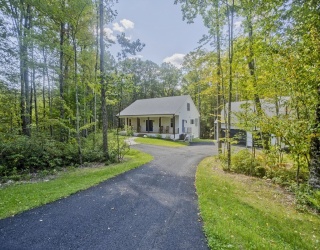 150 Northwest Road, Westhampton, Massachusetts, 3 Bedrooms Bedrooms, 9 Rooms Rooms,4.5 BathroomsBathrooms,Residential,For Sale,Northwest Road,73353035