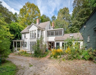 3 Ipswich Rd, Boxford, Massachusetts, 5 Bedrooms Bedrooms, 8 Rooms Rooms,3 BathroomsBathrooms,Residential,For Sale,Ipswich Rd,73434082