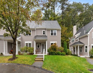 61 Villagewood Dr, Burlington, Massachusetts, 2 Bedrooms Bedrooms, 5 Rooms Rooms,1.5 BathroomsBathrooms,Residential,For Sale,Villagewood Dr,73444525