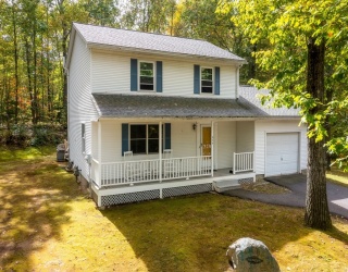 634 Burts Pit Road, Northampton, Massachusetts, 3 Bedrooms Bedrooms, 6 Rooms Rooms,1.5 BathroomsBathrooms,Residential,For Sale,Burts Pit Road,73437265