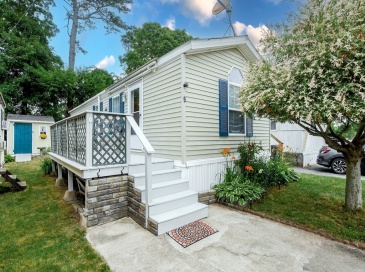 3040 Cranberry Hwy, Wareham, Massachusetts, 2 Bedrooms Bedrooms, 5 Rooms Rooms,1 BathroomBathrooms,Residential,For Sale,Cranberry Hwy,73399022