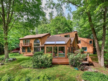 59 Hoosac Road, Conway, Massachusetts, 4 Bedrooms Bedrooms, 10 Rooms Rooms,3 BathroomsBathrooms,Residential,For Sale,Hoosac Road,73386156