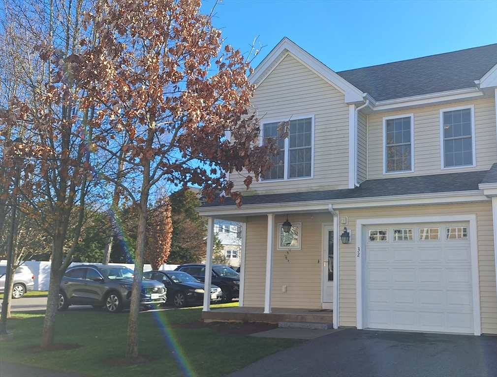 180 Park St., North Attleboro, Massachusetts, 3 Bedrooms Bedrooms, 6 Rooms Rooms,2.5 BathroomsBathrooms,Residential Lease,For Rent,Park St.,73439958