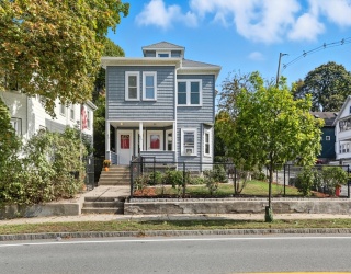 415-417 Washington Street, Winchester, Massachusetts, 5 Bedrooms Bedrooms, 13 Rooms Rooms,2 BathroomsBathrooms,Residential Income,For Sale,Washington Street,73440354