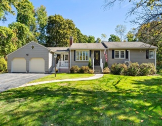 6 Belmont Dr, Sterling, Massachusetts, 3 Bedrooms Bedrooms, 6 Rooms Rooms,1 BathroomBathrooms,Residential,For Sale,Belmont Dr,73444347