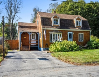 32 Carron Lane, Oxford, Massachusetts, 3 Bedrooms Bedrooms, 7 Rooms Rooms,2 BathroomsBathrooms,Residential,For Sale,Carron Lane,73440196