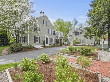 307 Main Street, Shrewsbury, Massachusetts, 4 Bedrooms Bedrooms, 14 Rooms Rooms,2.5 BathroomsBathrooms,Residential,For Sale,Main Street,73374916