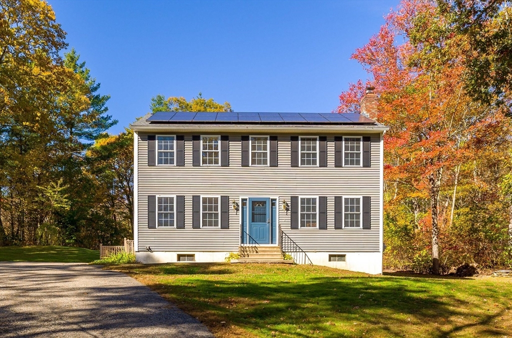 9 Town Farm Rd, North Brookfield, Massachusetts, 3 Bedrooms Bedrooms, 7 Rooms Rooms,2 BathroomsBathrooms,Residential,For Sale,Town Farm Rd,73445597