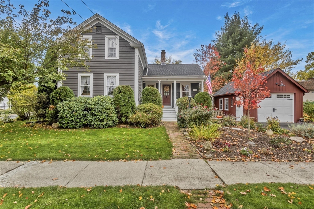 20 Auburn Street, Chicopee, Massachusetts, 2 Bedrooms Bedrooms, 6 Rooms Rooms,2 BathroomsBathrooms,Residential,For Sale,Auburn Street,73450027