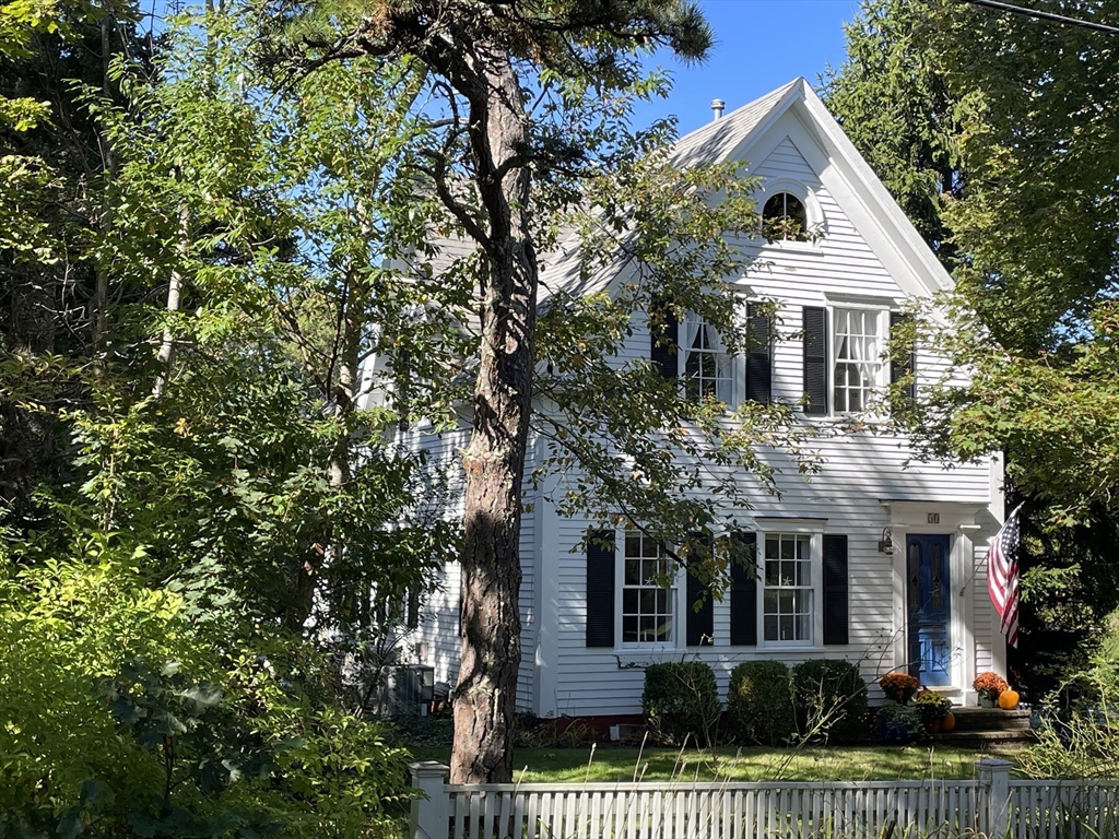 50 Oak St, Harwich, Massachusetts, 4 Bedrooms Bedrooms, 8 Rooms Rooms,3.5 BathroomsBathrooms,Residential,For Sale,Oak St,73442041