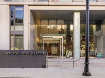 2 Earhart St, Cambridge, Massachusetts, 1 Bedroom Bedrooms, 5 Rooms Rooms,1 BathroomBathrooms,Residential Lease,For Rent,Earhart St,73450988