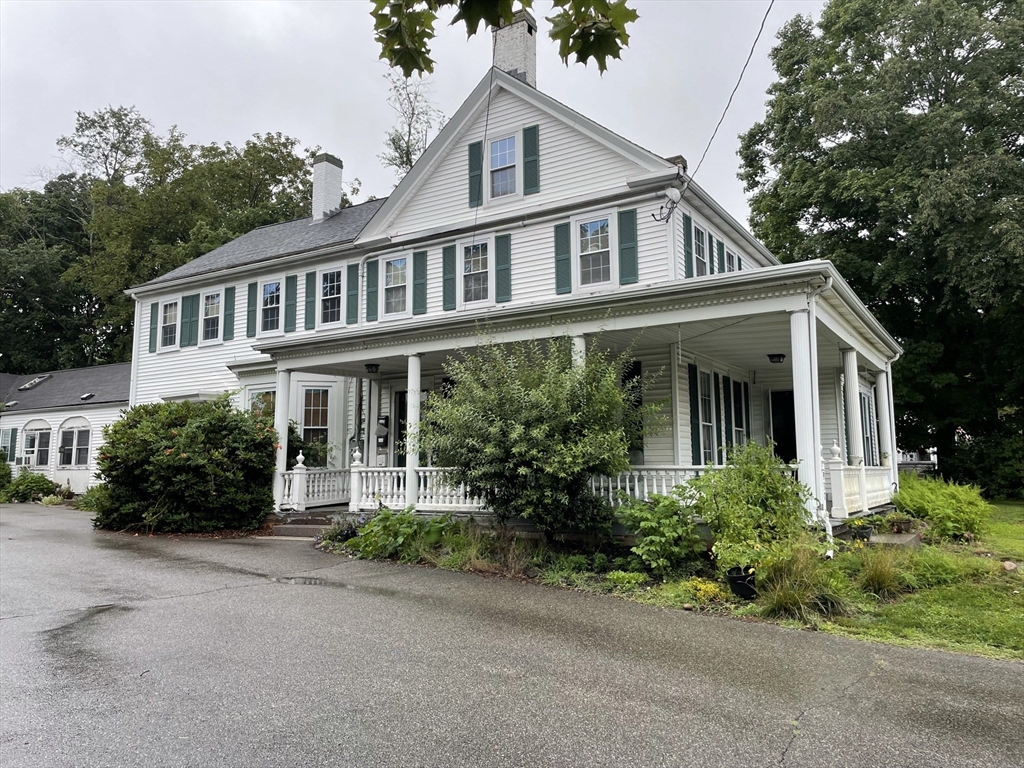 937 Main St, Weymouth, Massachusetts, 1 Bedroom Bedrooms, 4 Rooms Rooms,1 BathroomBathrooms,Residential Lease,For Rent,Main St,73457222