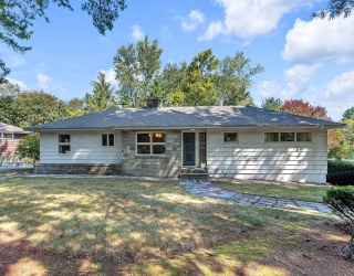 69 High Plain Rd, Andover, Massachusetts, 3 Bedrooms Bedrooms, 6 Rooms Rooms,1.5 BathroomsBathrooms,Residential,For Sale,High Plain Rd,73435434