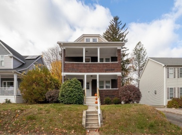 15 Rosemont Rd, Worcester, Massachusetts, 3 Bedrooms Bedrooms, 6 Rooms Rooms,1 BathroomBathrooms,Residential Lease,For Rent,Rosemont Rd,73455230