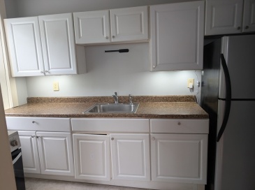 1 Sutton Street, Northbridge, Massachusetts, 2 Bedrooms Bedrooms, 4 Rooms Rooms,1 BathroomBathrooms,Residential Lease,For Rent,Sutton Street,73429752