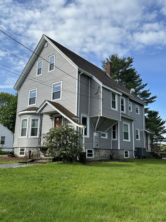 284 Central, Mansfield, Massachusetts, 3 Bedrooms Bedrooms, 4 Rooms Rooms,1 BathroomBathrooms,Residential Lease,For Rent,Central,73450938