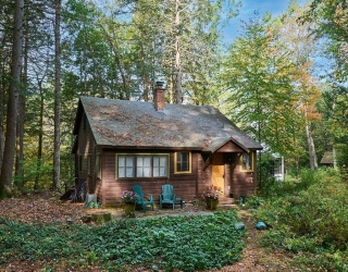20 East Lane, Northfield, Massachusetts, 2 Bedrooms Bedrooms, 4 Rooms Rooms,1 BathroomBathrooms,Residential,For Sale,East Lane,73440007