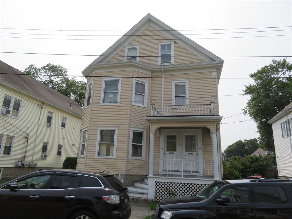 15 Richmond Street, New Bedford, Massachusetts, 6 Bedrooms Bedrooms, 12 Rooms Rooms,2 BathroomsBathrooms,Residential Income,For Sale,Richmond Street,73413959