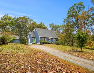 266 Washington Street, Boxford, Massachusetts, 3 Bedrooms Bedrooms, 7 Rooms Rooms,2.5 BathroomsBathrooms,Residential,For Sale,Washington Street,73444298