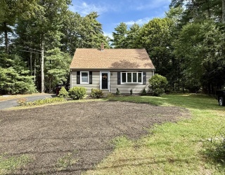 74 Wall Street, Middleboro, Massachusetts, 3 Bedrooms Bedrooms, 6 Rooms Rooms,1 BathroomBathrooms,Residential,For Sale,Wall Street,73431458