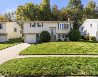 7 Otter Trail, Worcester, Massachusetts, 3 Bedrooms Bedrooms, 7 Rooms Rooms,1.5 BathroomsBathrooms,Residential,For Sale,Otter Trail,73442840