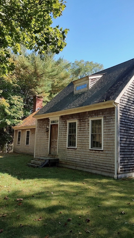 8 Crescent St, Plympton, Massachusetts, 2 Bedrooms Bedrooms, 5 Rooms Rooms,2 BathroomsBathrooms,Residential,For Sale,Crescent St,73440177