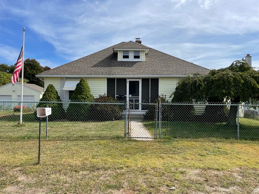 172-174 Cedar Street, Ludlow, Massachusetts, 3 Bedrooms Bedrooms, 9 Rooms Rooms,2 BathroomsBathrooms,Residential Income,For Sale,Cedar Street,73434313