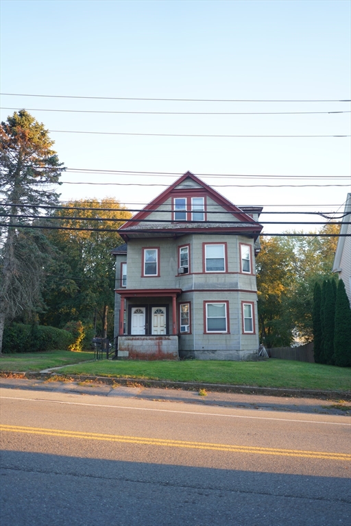 269 Sutton St, North Andover, Massachusetts, 7 Bedrooms Bedrooms, 17 Rooms Rooms,3 BathroomsBathrooms,Residential Income,For Sale,Sutton St,73442519