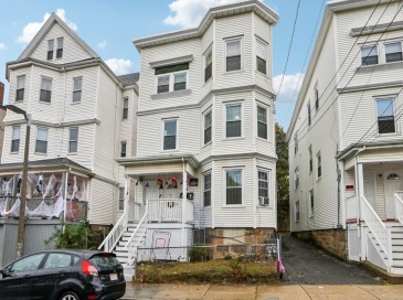 12 Danube St, Boston, Massachusetts, 12 Bedrooms Bedrooms, 18 Rooms Rooms,3 BathroomsBathrooms,Residential Income,For Sale,Danube St,73447043
