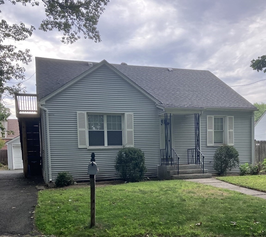 95 Weaver Rd, Springfield, Massachusetts, 3 Bedrooms Bedrooms, 6 Rooms Rooms,2 BathroomsBathrooms,Residential,For Sale,Weaver Rd,73423288