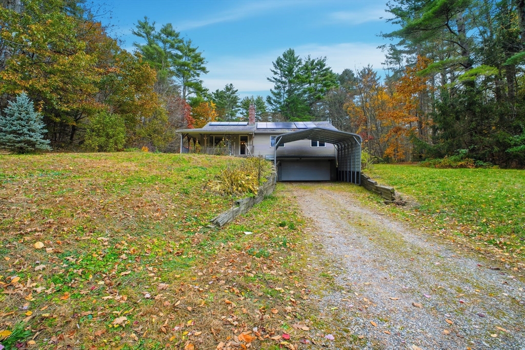 18 Little Alum Rd, Brimfield, Massachusetts, 3 Bedrooms Bedrooms, 5 Rooms Rooms,1 BathroomBathrooms,Residential,For Sale,Little Alum Rd,73448078