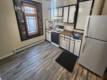 38R Monmouth Street, Boston, Massachusetts, 5 Bedrooms Bedrooms, 7 Rooms Rooms,1.5 BathroomsBathrooms,Residential Lease,For Rent,Monmouth Street,73430015