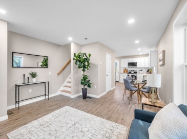 184-186 Marion St, Springfield, Massachusetts, 6 Bedrooms Bedrooms, 6 Rooms Rooms,3 BathroomsBathrooms,Residential Income,For Sale,Marion St,73437716