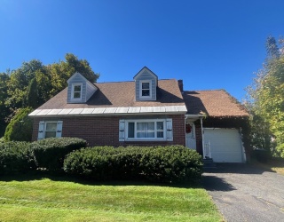 1994 East St, Pittsfield, Massachusetts, 3 Bedrooms Bedrooms, 6 Rooms Rooms,1 BathroomBathrooms,Residential,For Sale,East St,73424341